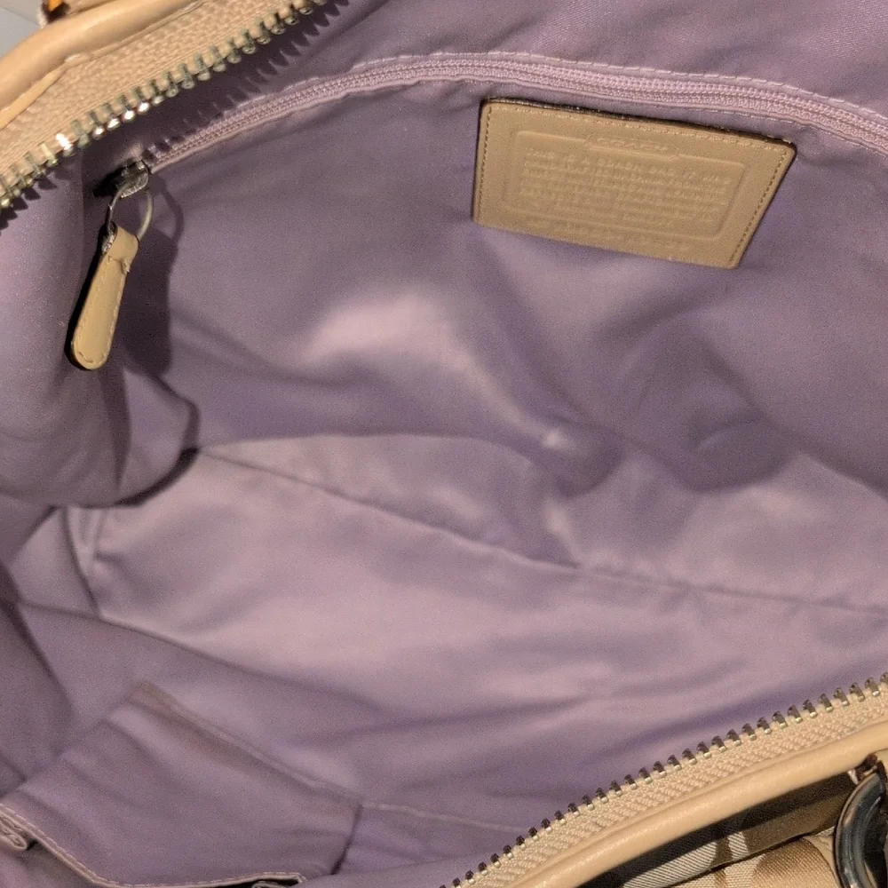 2009 Coach  Kristen Tan Signature C Shoulder Bag 13129 - Picture 8 of 16